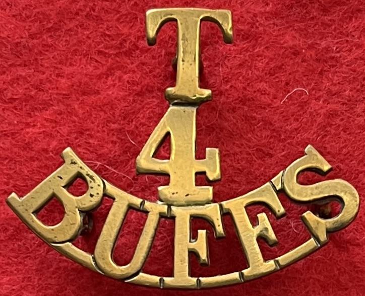 T/4/Buffs Shoulder Title
