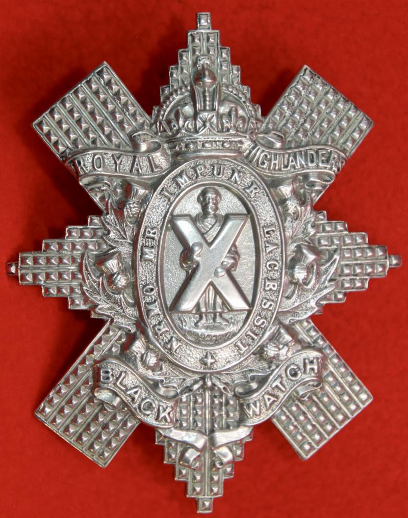 4th-7th BW Glengarry Badge