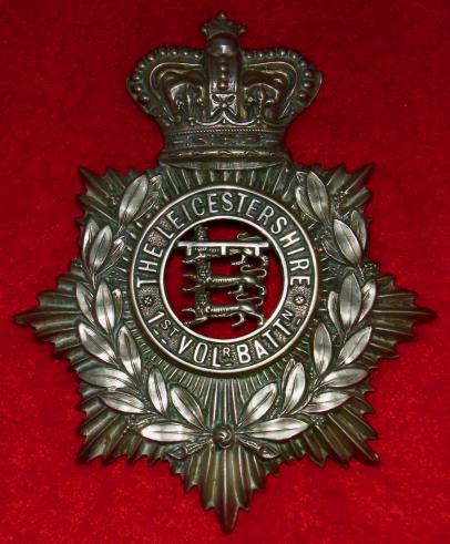 1st VB Leicestershire Helmet Plate