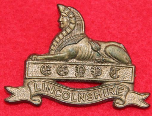 Lincolnshire Regt Plastic Cap Badge