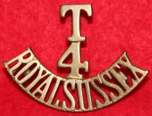 T/4/Royal Sussex Shoulder Title