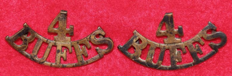 4/Buffs Shoulder Titles