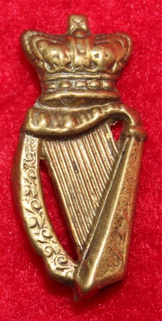 18th Foot Collar Badge
