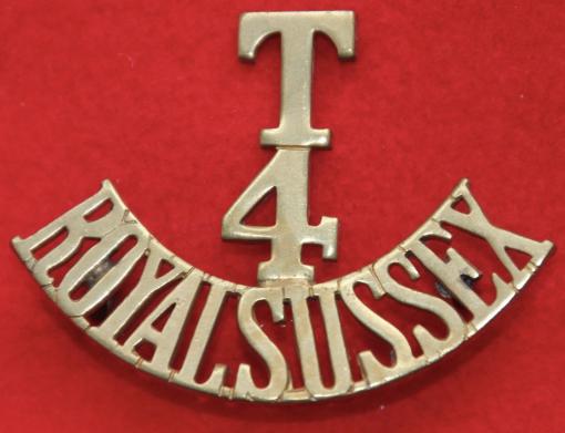 T/4/Royal Sussex Shoulder Title