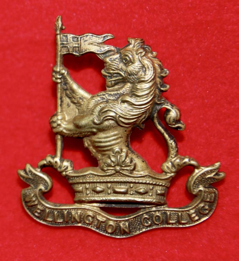 Wellington College (Berks) OTC Cap Badge