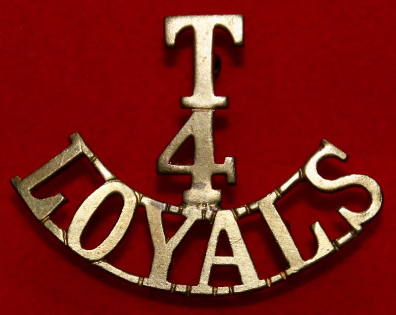 T/4/Loyals Shoulder Title