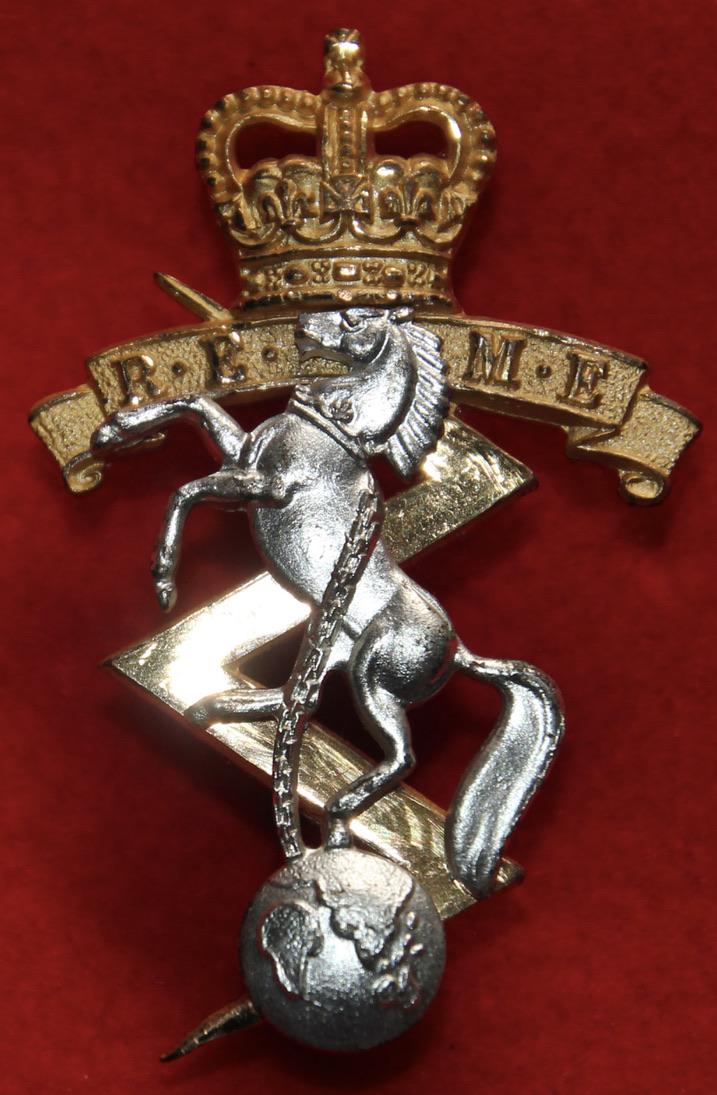 REME Officer's Cap Badge