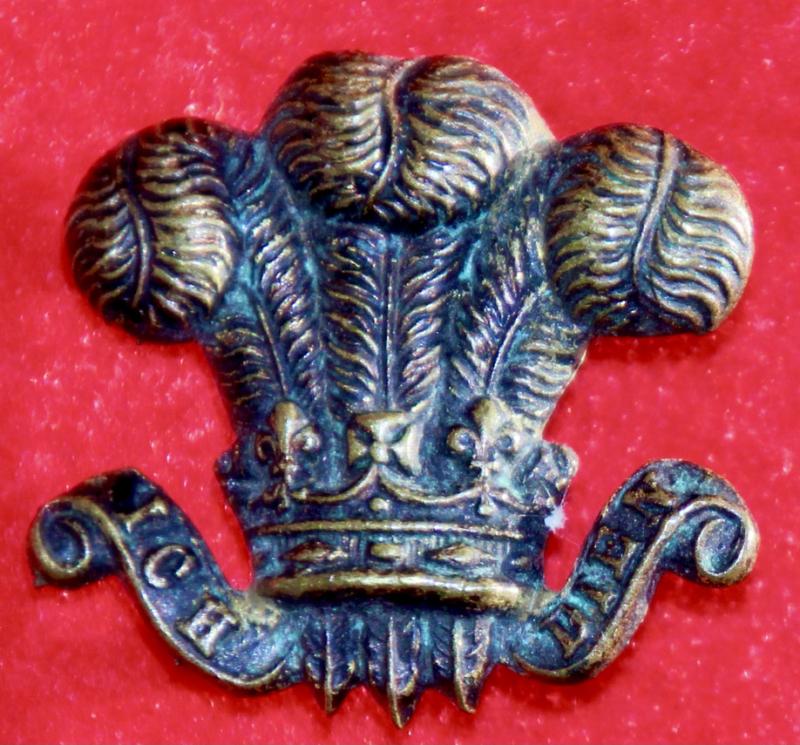 5th Devons Collar Badge