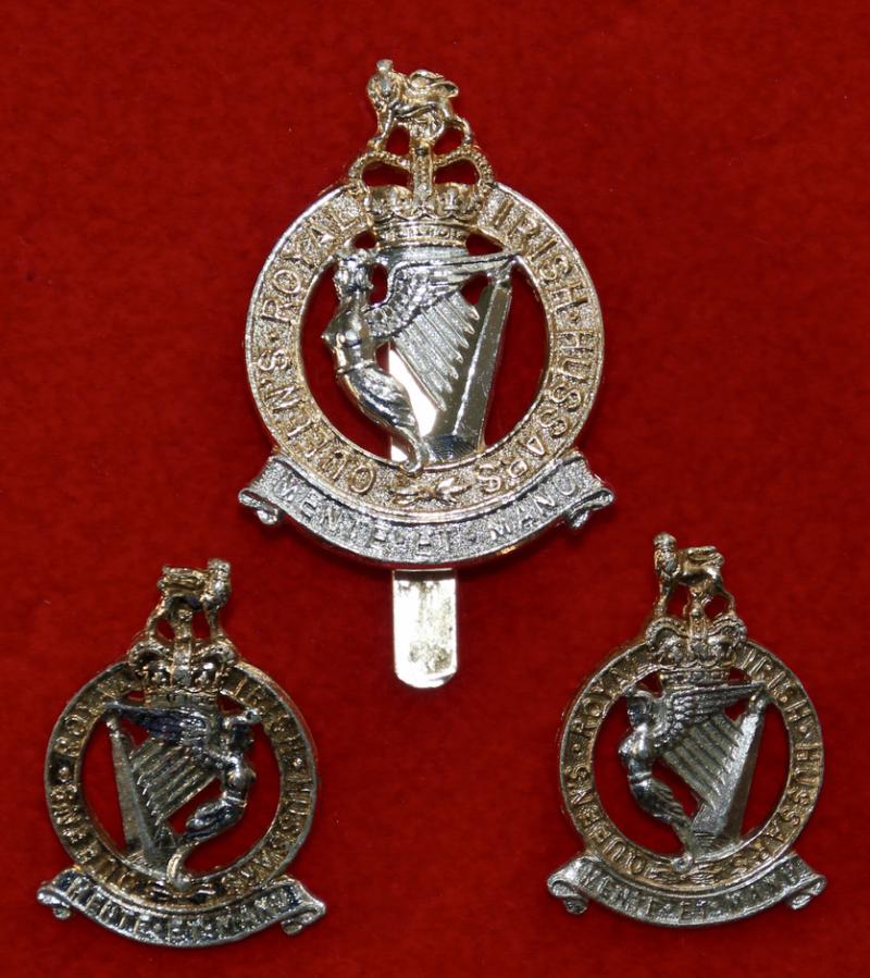 Anodised QRIH Cap and Collar Badges