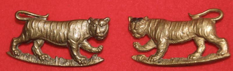 Victorian Y&L Regt Collar Badges