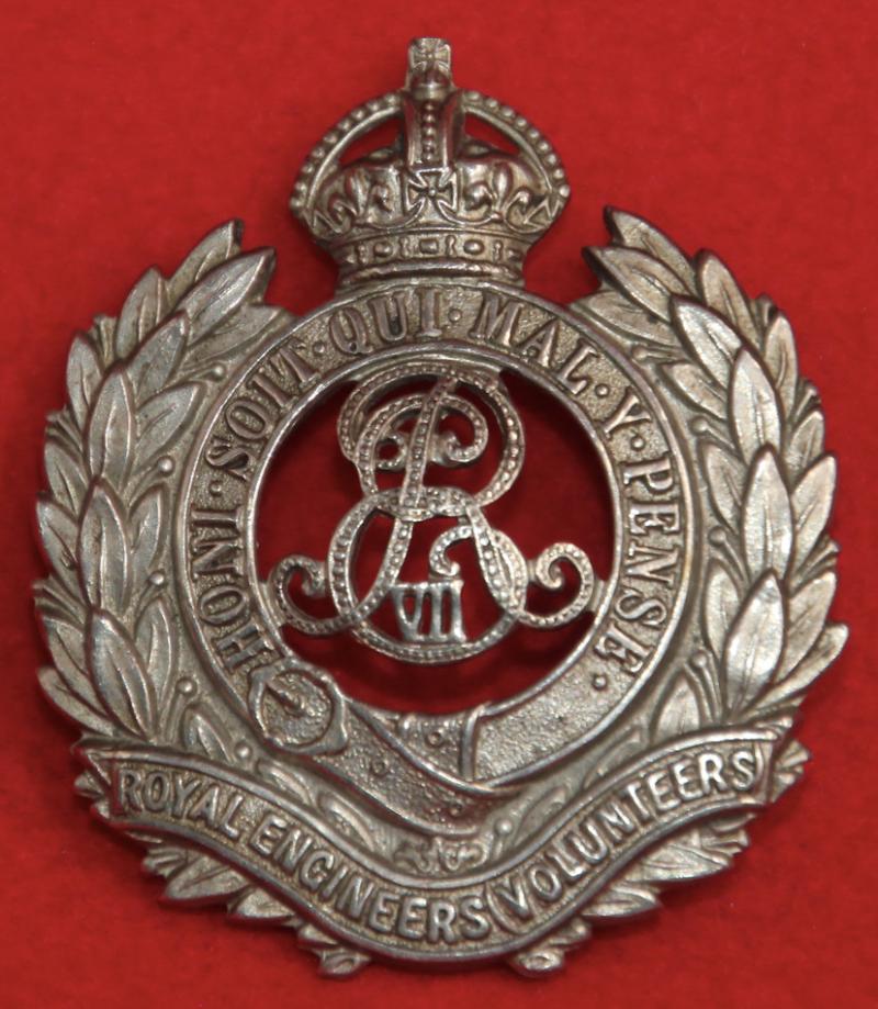 RE (Vols) Cap Badge