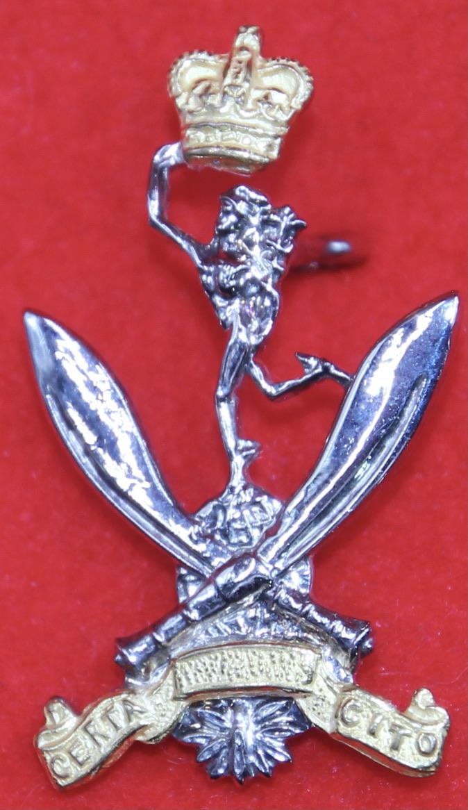 Gurkha Signals Officer's Cap Badge