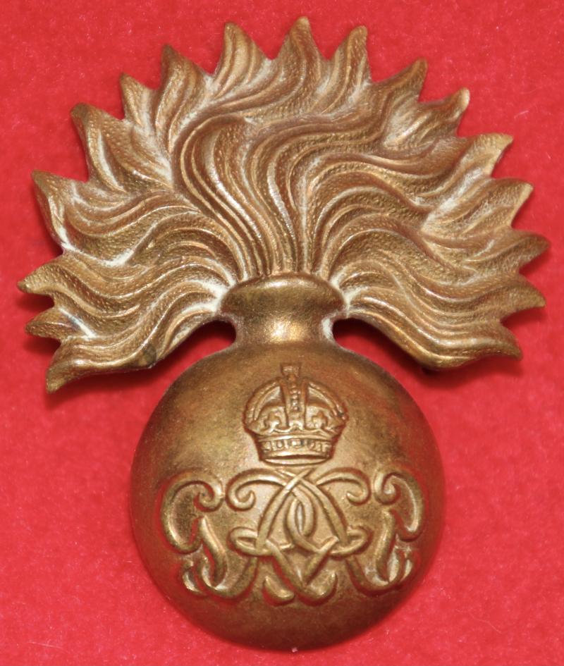 GG G6th NCO's Cap Badge