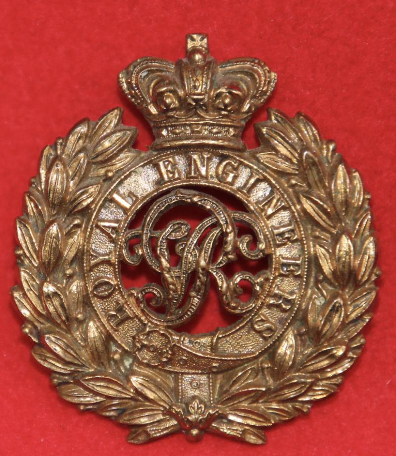 Victorian RE Cap Badge