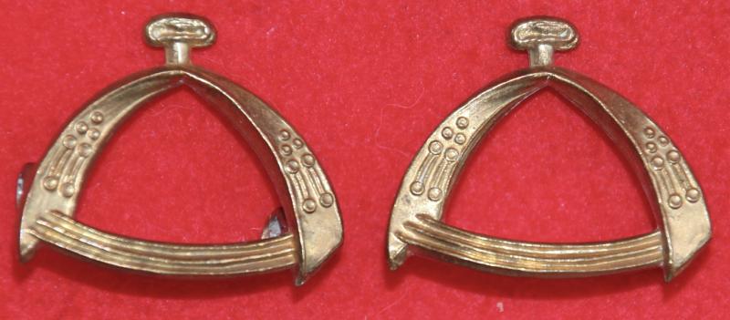 7th Hants Collar Badges