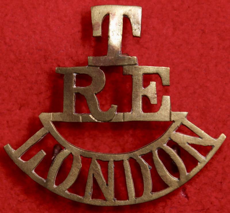 T/RE/London Shoulder Title