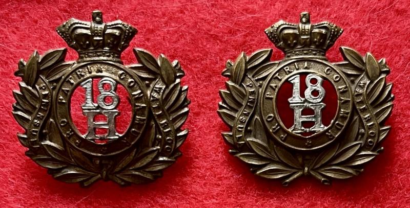 Victorian 18H Collar Badges