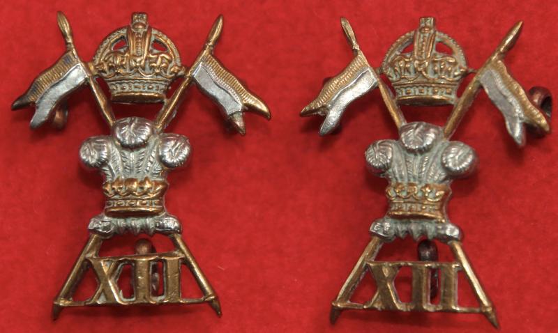 12L Collar Badges
