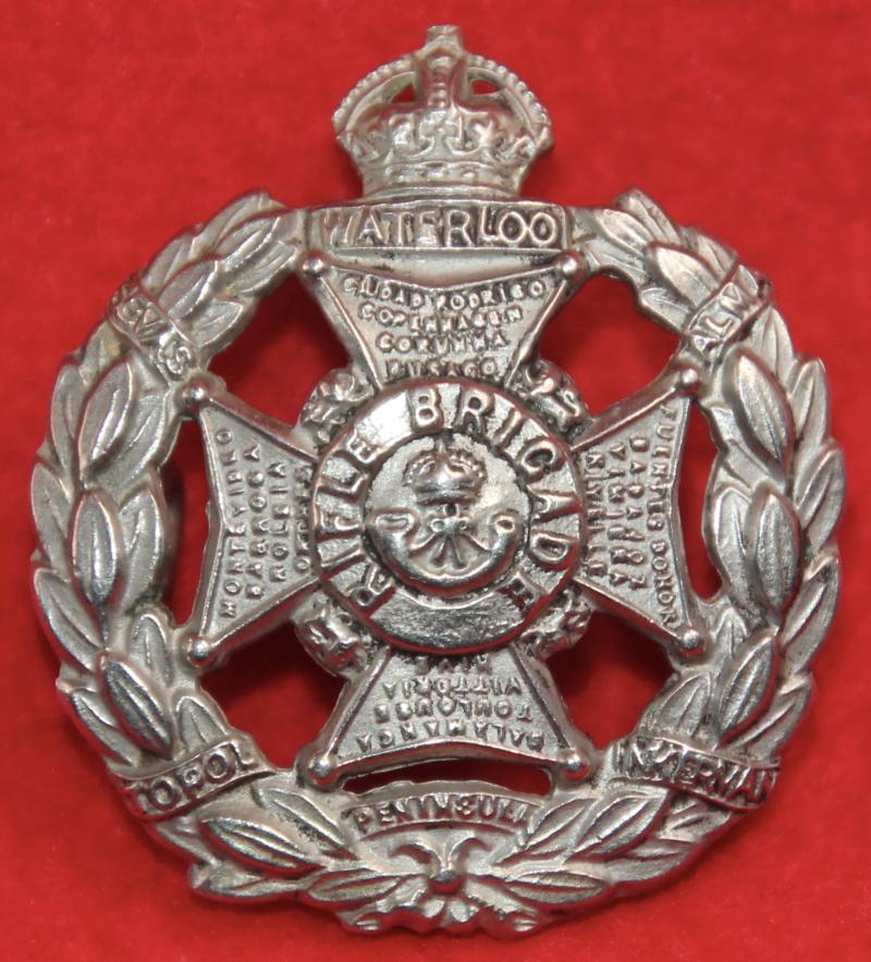RB 1903-10 FS Cap Badge