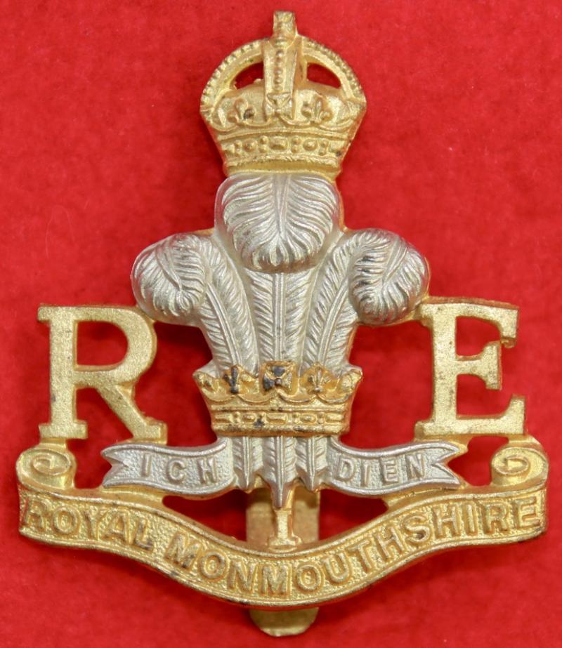 R Monmouth RE Cap Badge