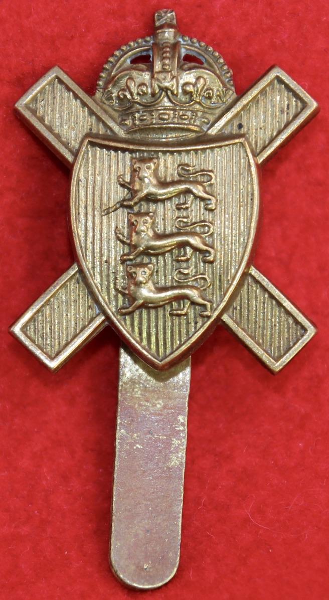 1th Hampshire Cap Badge