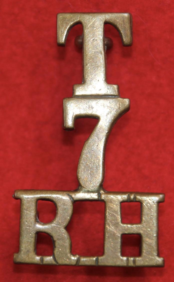 T/7/RH Shoulder Title