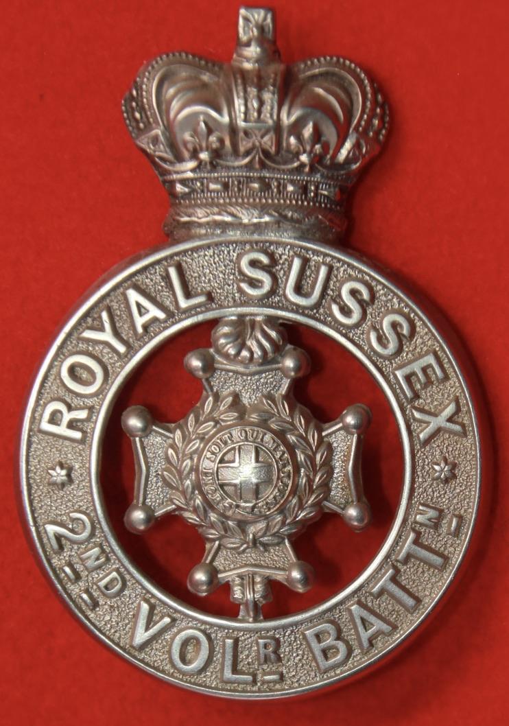2VB R Sussex Glengarry Badge
