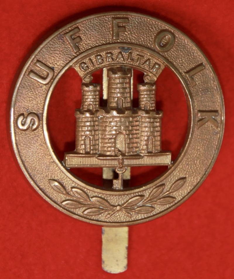 Suffolk Regt Puggaree Badge