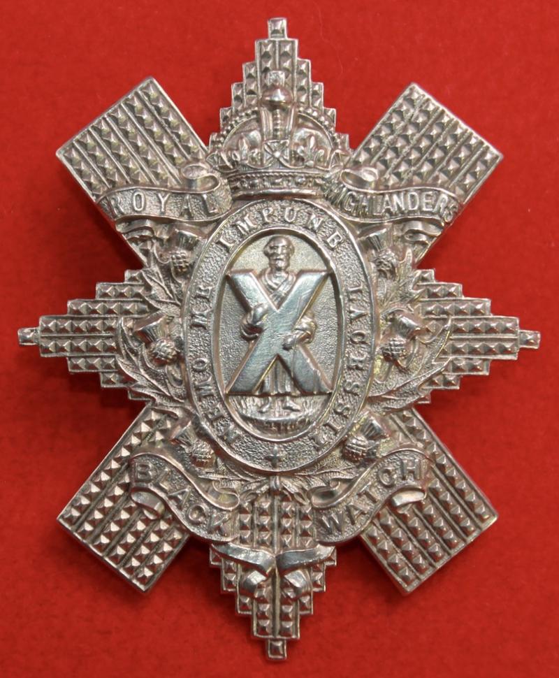 4th-7th BW Glengarry Badge