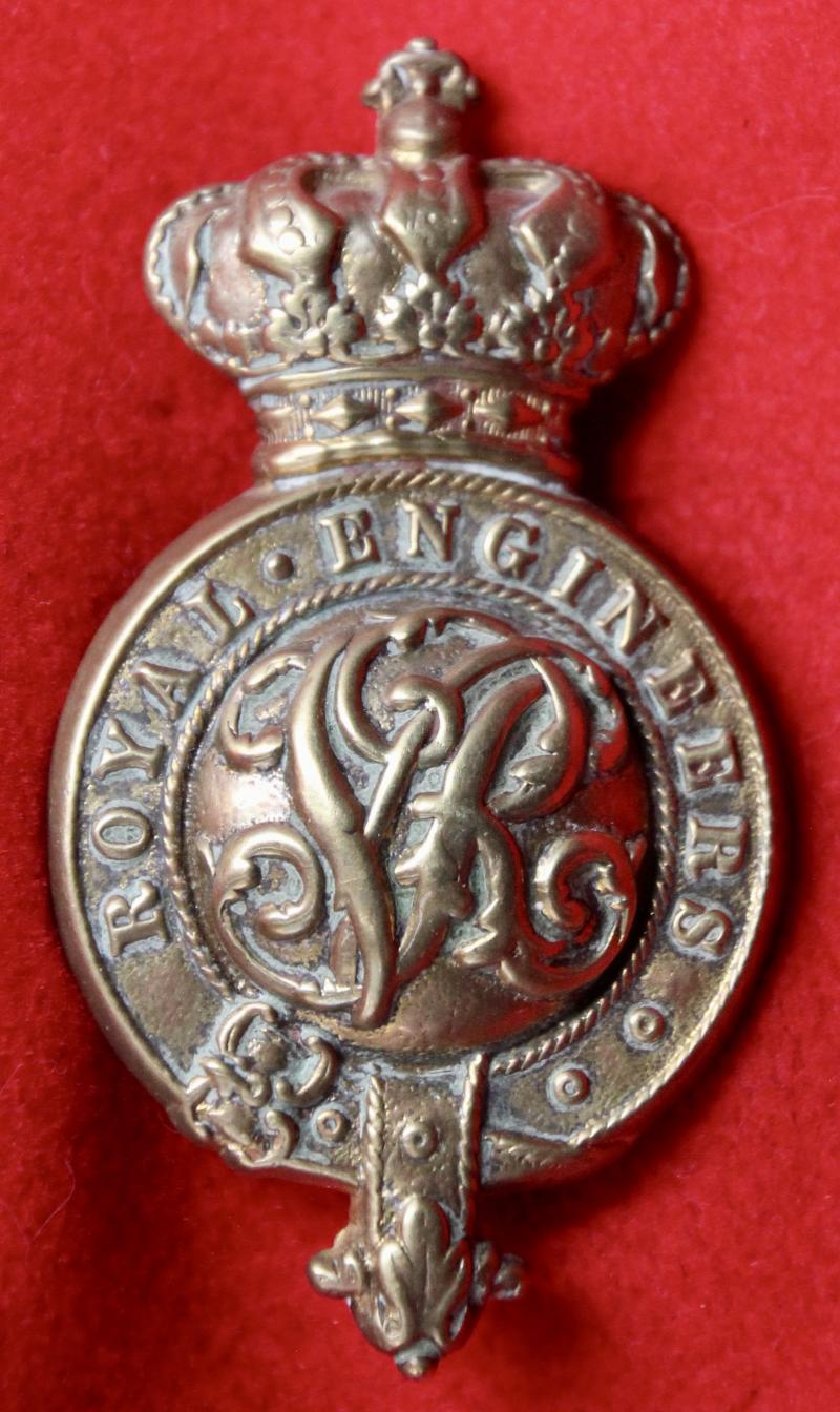 RE Martingale Badge