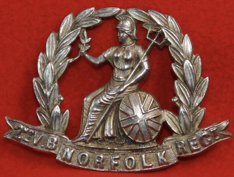2VB Norfolk Cap Badge