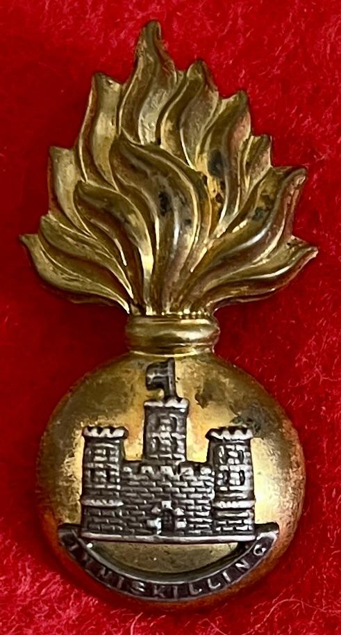 Skins Officer's Cap Badge