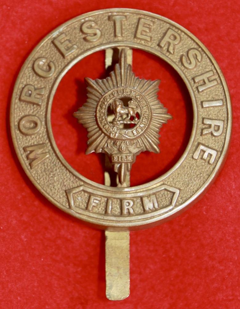 Worcestershire Regt Puggaree Badge