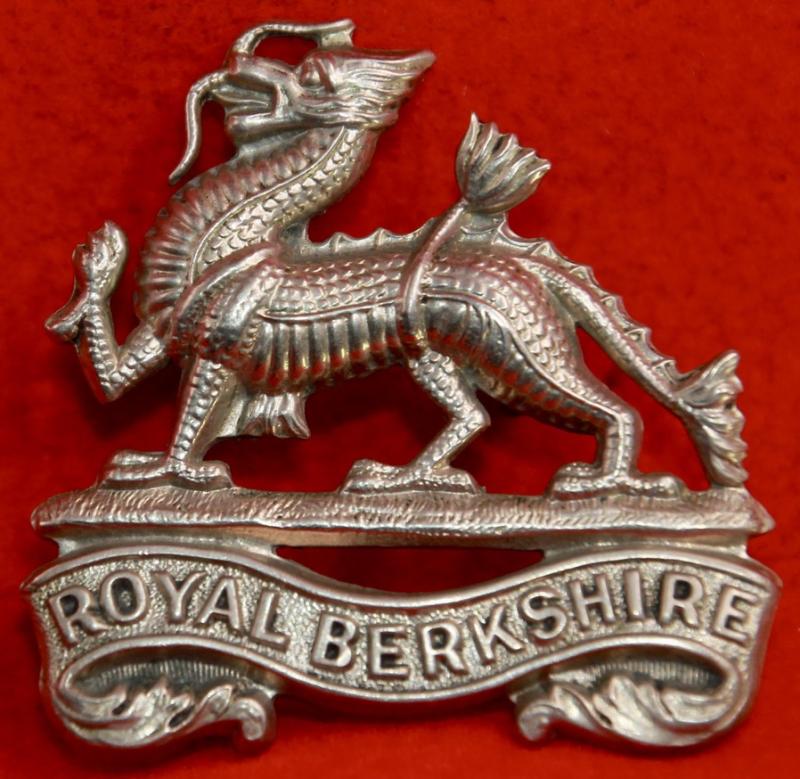R Berks Regt (Vols) Cap Badge