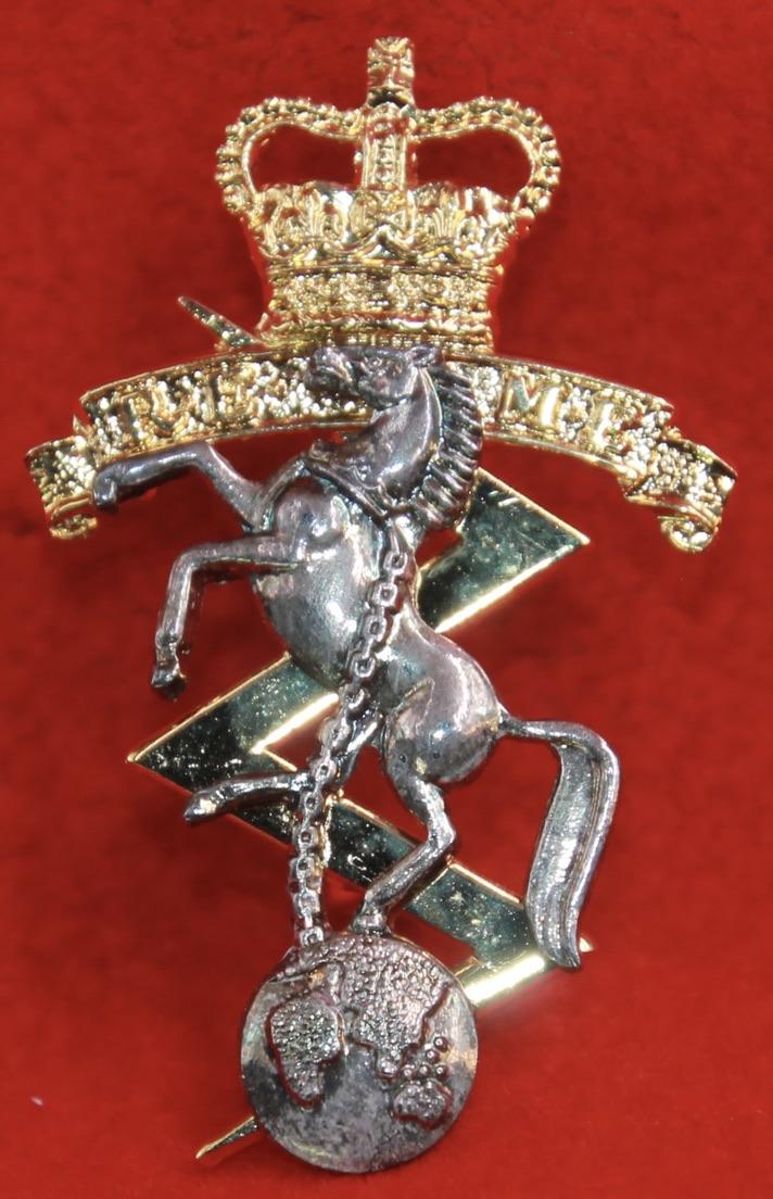 REME Officer's Cap Badge