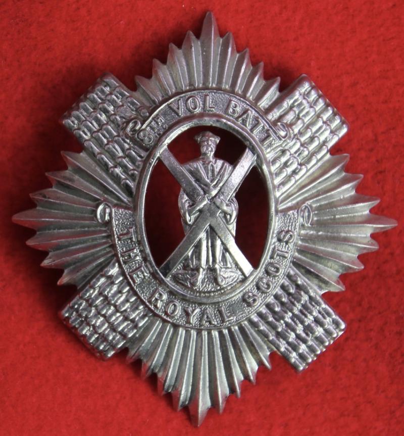 8VB R Scots Glengarry Badge