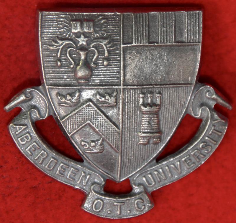 Aberdeen University OTC Glengarry Badge