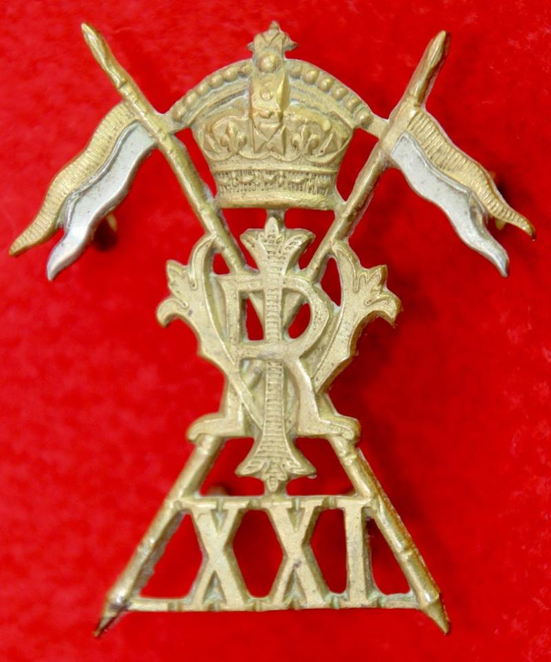 Victorian 21L Officer's Cap Badge